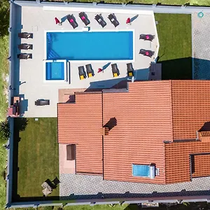 Villa Erica, Pula
