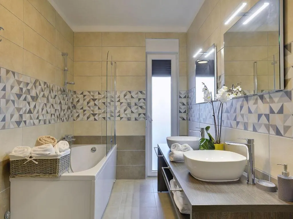 Villa Una Comfortable Holiday Residence Pula Croatia