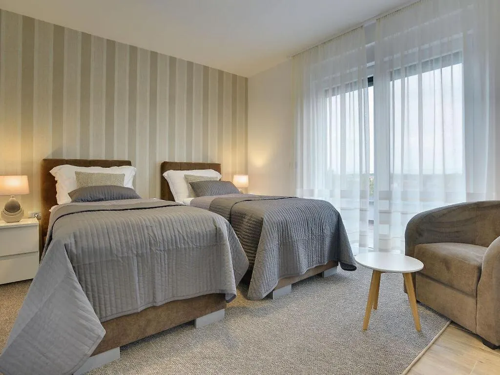 Villa Una Comfortable Holiday Residence Pula 0*,  Croatia