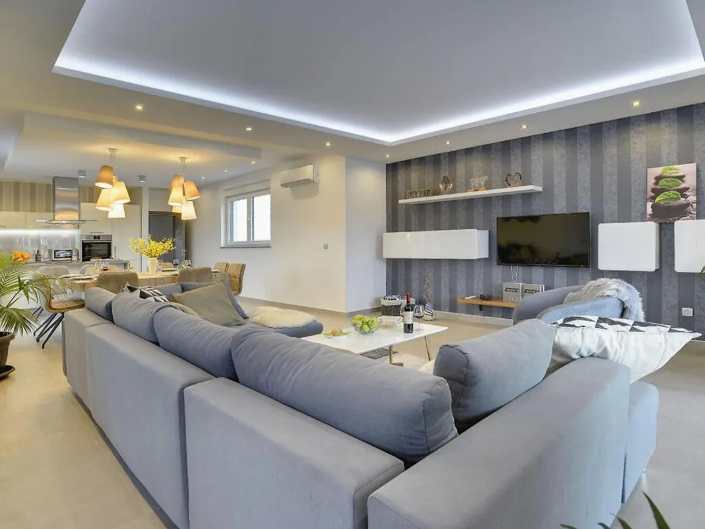 Villa Una Comfortable Holiday Residence Pula