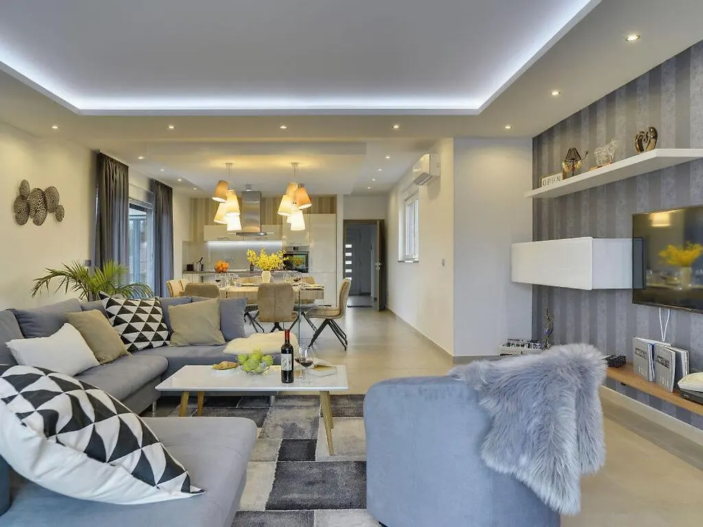 Villa Una Comfortable Holiday Residence Pula